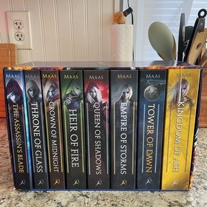 Throne of Glass paperback box set